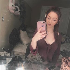 Meet your Posher, Alexis